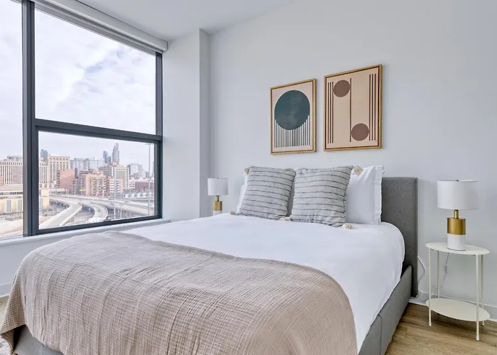 W Loop 2br W Gym Pool In Heart Of Greektown Chi-534