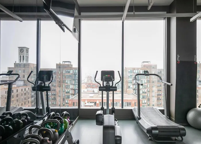 W Loop 2br W Gym Pool In Heart Of Greektown Chi-534 *