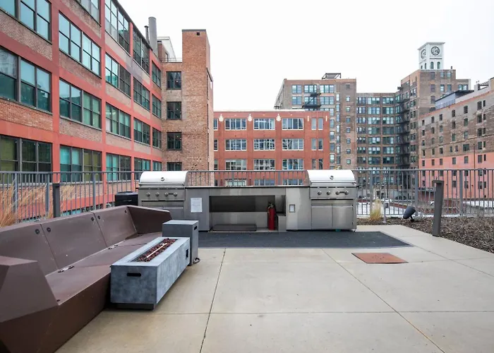 Apartamento W Loop 2br W Gym Pool In Heart Of Greektown Chi-534